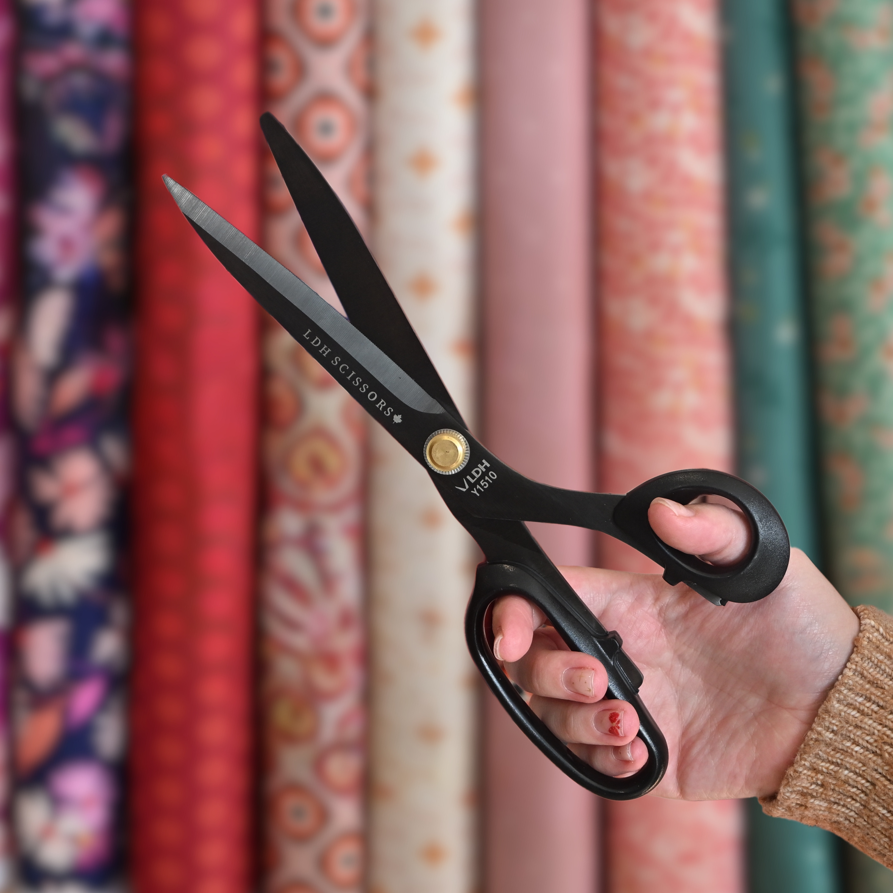 Midnight Edition Fabric Shears Gift Set - Lightweight