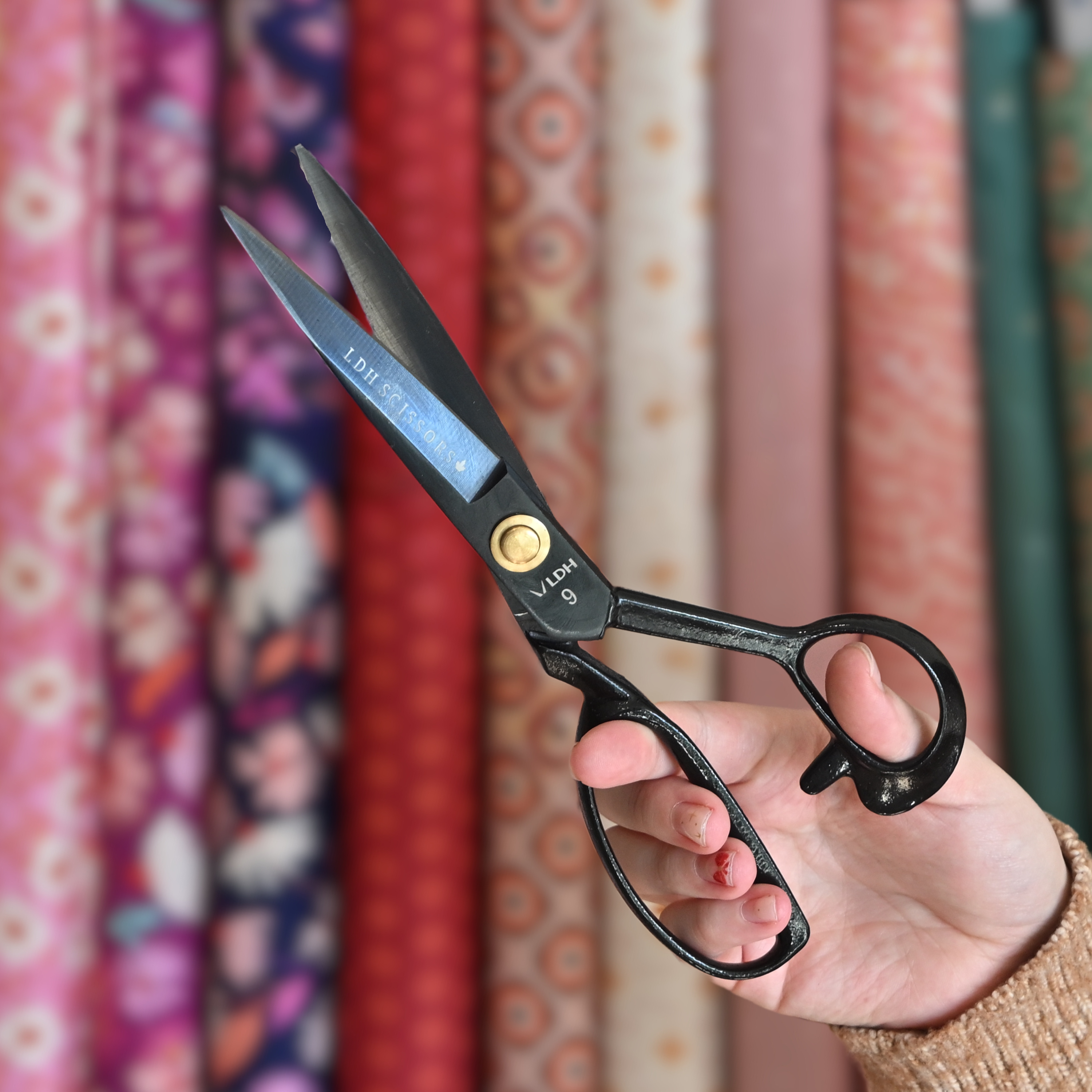 Midnight Edition Fabric Shears Gift Set