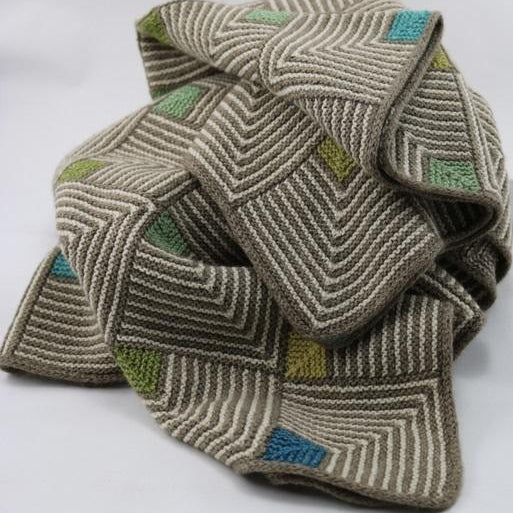 Graphic Blanket Knitting Pattern