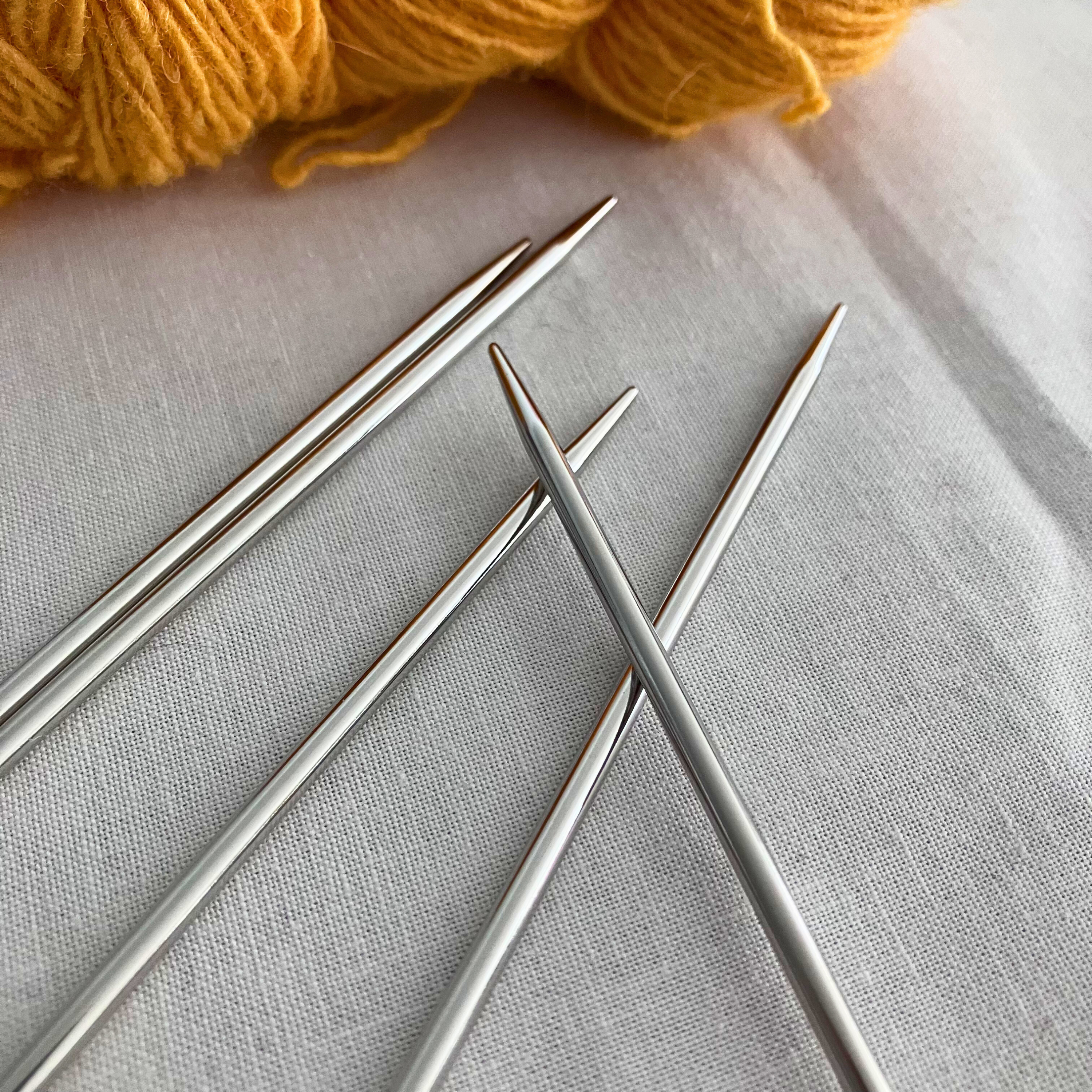 Knit Picks nickel-plated double-pointed needles close-up – 6-inch, set of 5