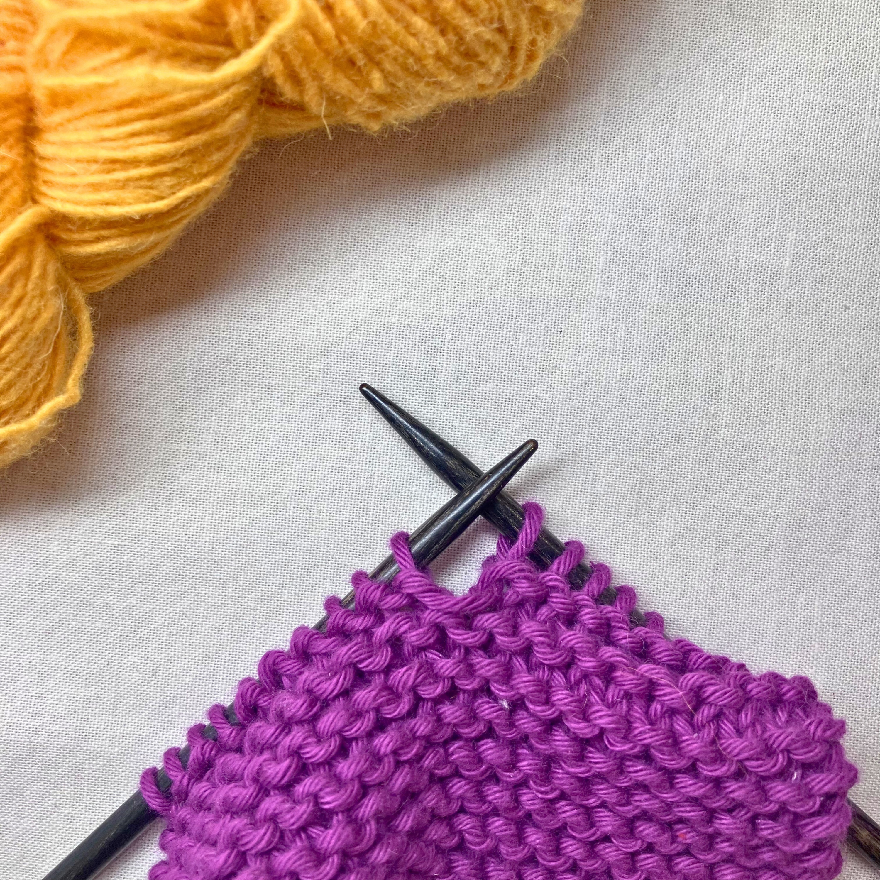 KnitPro Dreamz birchwood needle tips – comfortable grip, ideal for circular knitting sweaters & cardigans